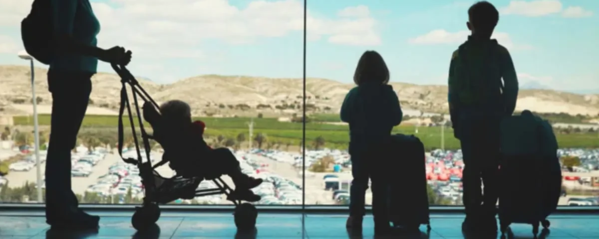 The Best Airport Transfer Options for Families and Groups